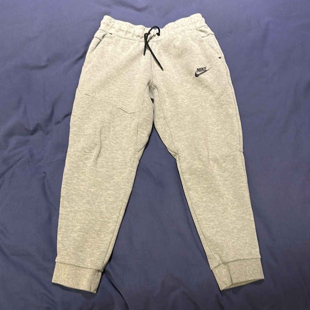 Nike tech fleece joggers boys